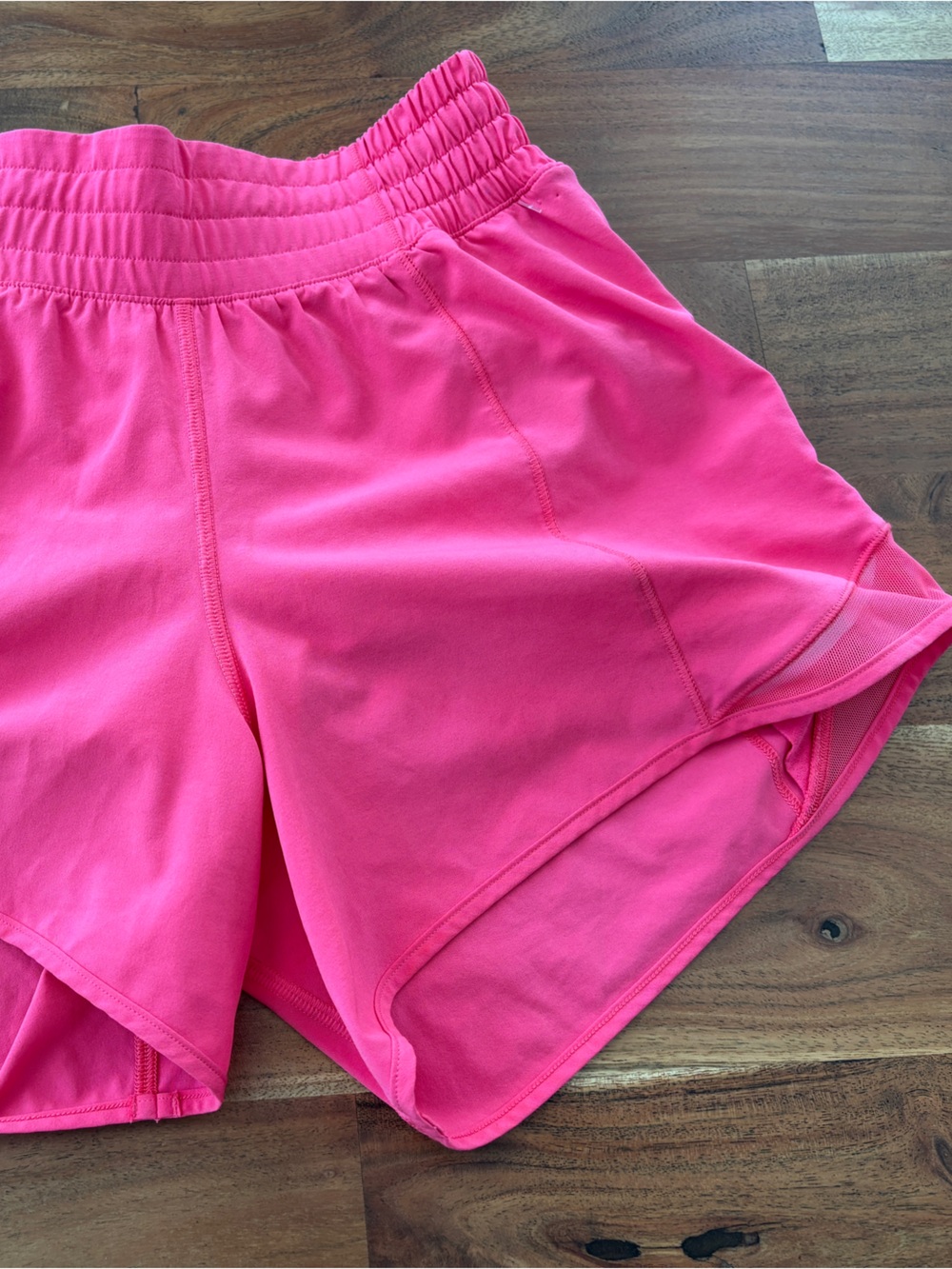 Lululemon Hotty Hot High-Rise Shorts Pink - Size 2